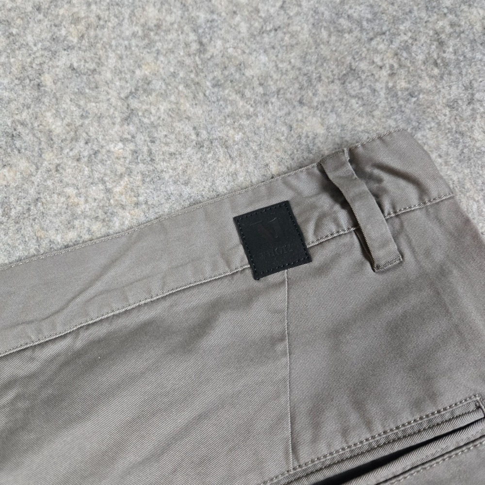 Vuori Collins Chino Pants Mens 36x30 Gray Stretch Cotton Twill Office V433 - Picture 6 of 12